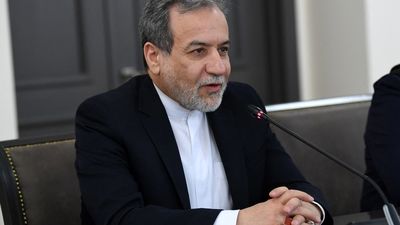 وزیر امور خارجه راهی محل مذاکرات غیرمستقیم شد (ویدیو)