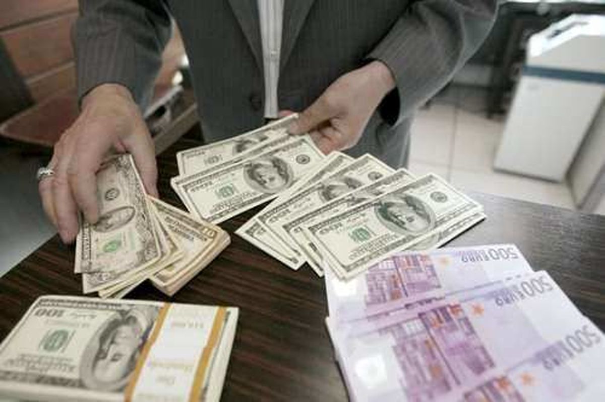 جدول قیمتهای جدید یورو و دلار، امروز ۲۵ خرداد ماه