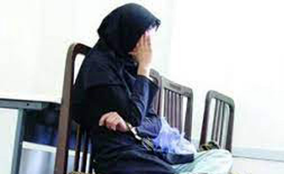 آزار سیاه دختر جوان در خانه شیطان
