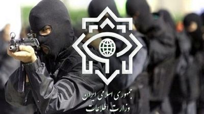 نقاره‌زنی در حرم رضوی همزمان با فعال شدن پدافند هوایی مشهد + ویدیو