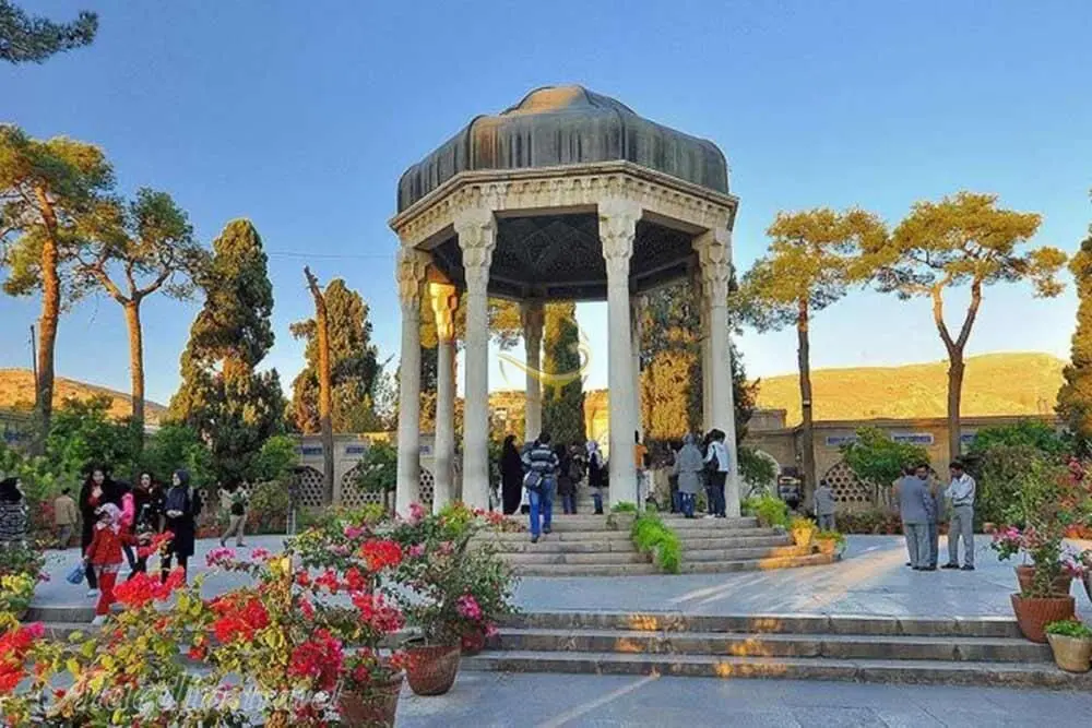 فال حافظ امروز پنجشنبه ۱۹ شهریور ۱۴۰۵