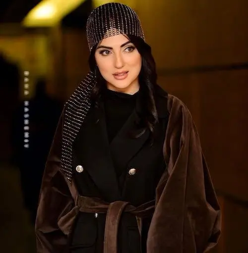 هلیا امامی در اختتامیه جشنواره ۲۵