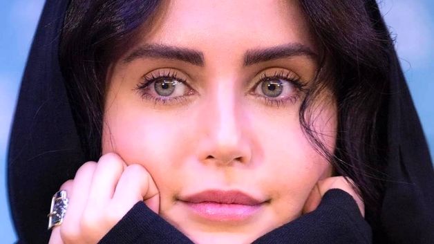 بیوگرافی، عکس‌های شخصی و زندگی خصوصی الناز شاکردوست