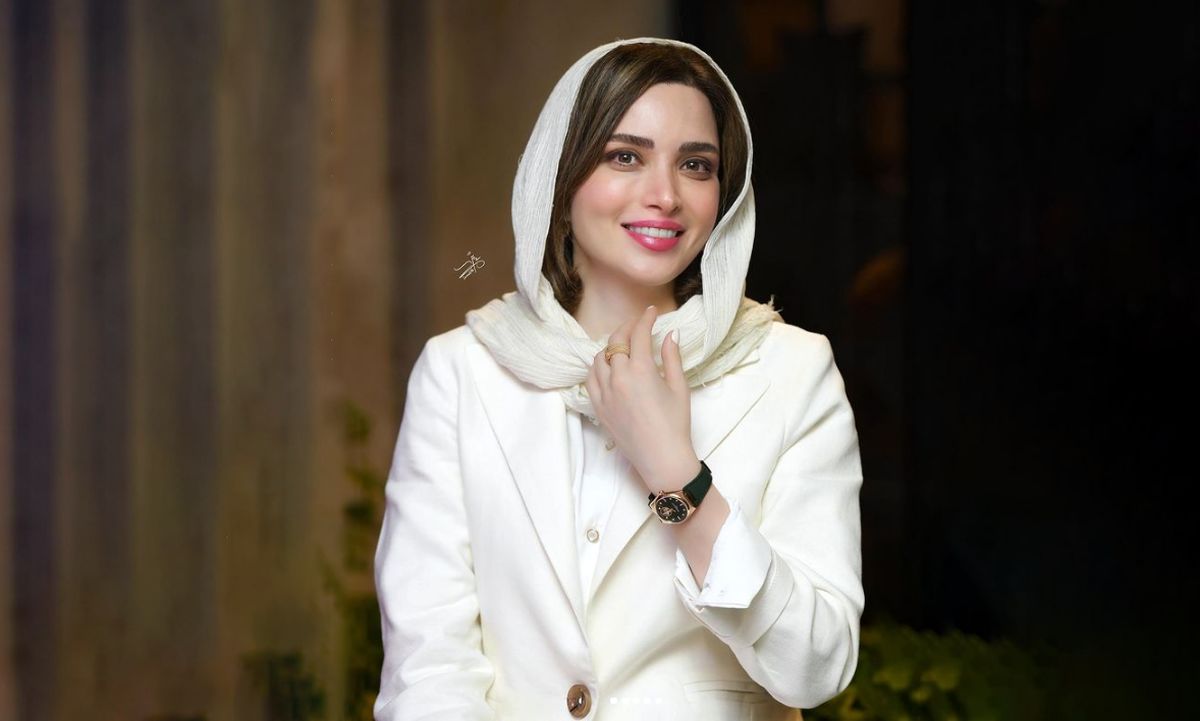 قاب امروز| عکس جالب حسام نوابصفوی با شهربانو منصوریان، بهنوش طباطبایی و حیوان جدید خانگیاش