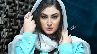 تیپ جذاب لیندا کیانی بازیگر دلدادگان در مراسم هنری