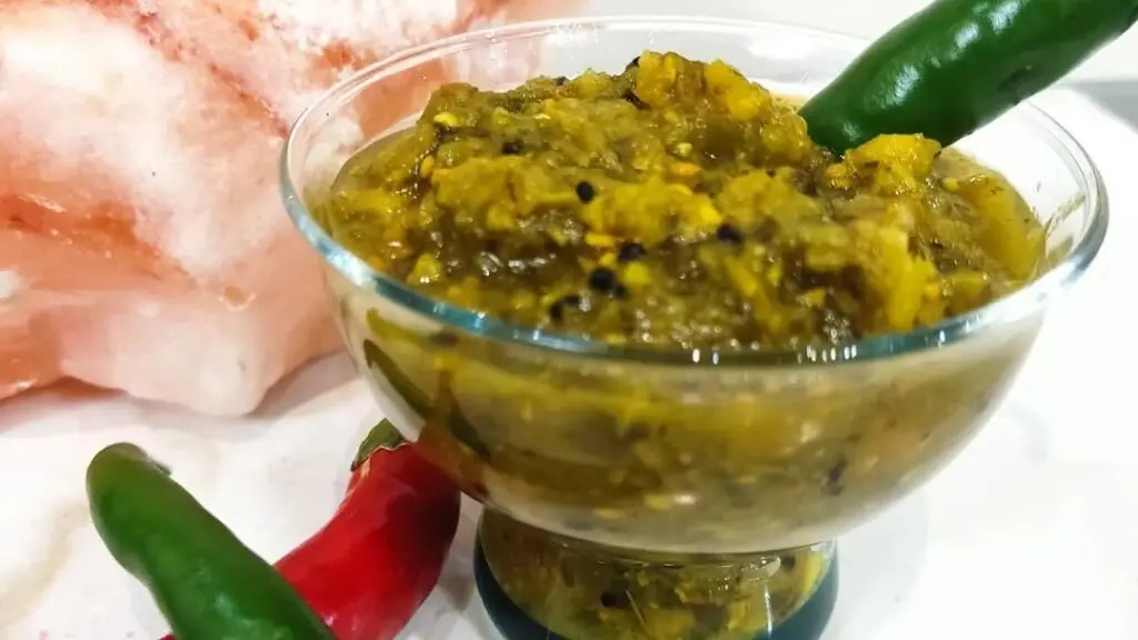 طرز تهیه ترشی لیته بادمجان رنگی؛ خوشمزه‌ترین ترشی پاییزی