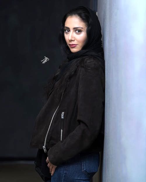 کت جیر مونا فرجاد