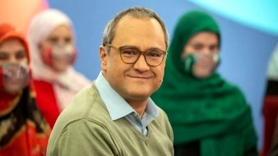نگاه روز | قاب خانوادگی گلاره عباسی؛ نازی سریال “برادر” کنار پدر و مادرش