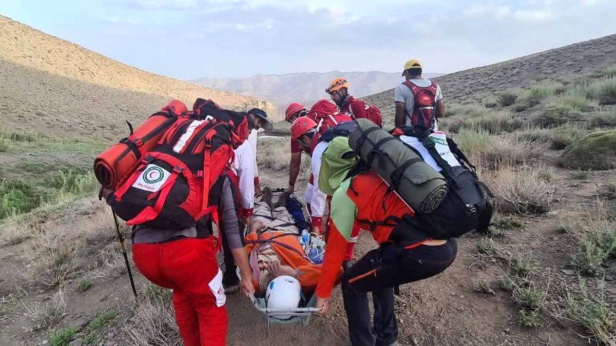 نجات معجزهآسای مرد ۴۳ ساله در تهران