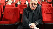  عکس ها / نگاهی به معماری و چیدمان تاریخی خانه اقبال واحدی مجری محبوب صدا و سیما / از حیاط قدیمی تا مبلمان و فرش های اصیل ایرانی و چشم نواز 