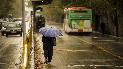 وزش باد شدید و خیزش گرد و خاک در تهران