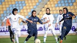 پیروزی خاتون بم در دربی کرمان