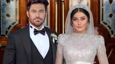 کارت عروسی شیک محمدرضا گلزار و همسرش آیسان+عکس