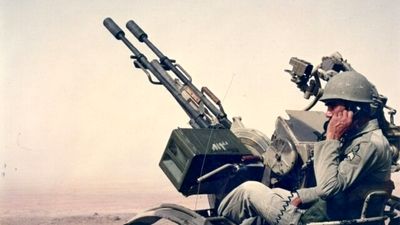 فیلم  خاطرات حضور رهبر معظم انقلاب در جبهه