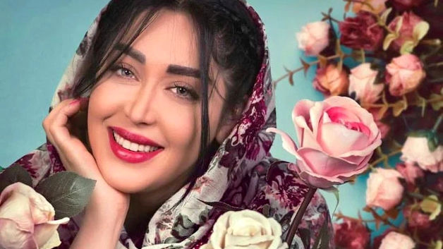 عکس استایل‌‌های جذاب سارا منجزی