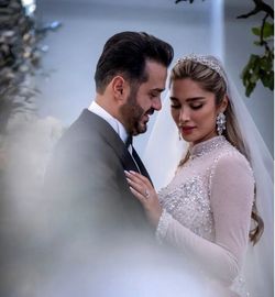 آناشید حسینی