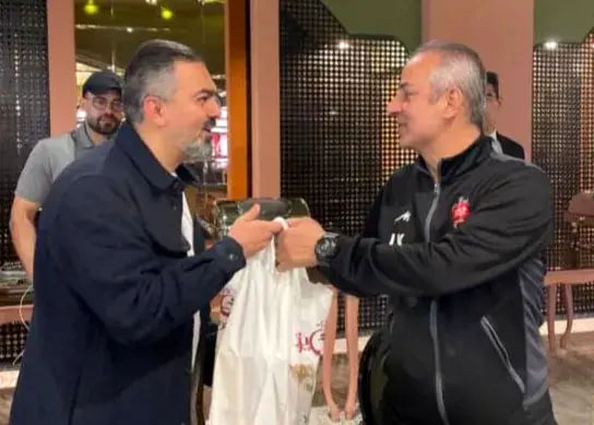 هدیه مدیرعامل چادرملو برای کارتال
