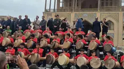 پهلوانان در نقش جهان؛ زورخانه در میدان تاریخی اصفهان