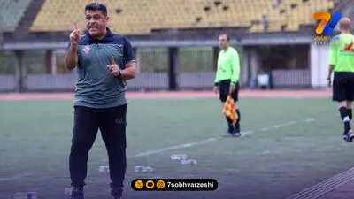 داداش زاده: نیکبخت خودش را لوس می کند/ هیچ اتفاقی در رختکن دربی معروف نیفتاد