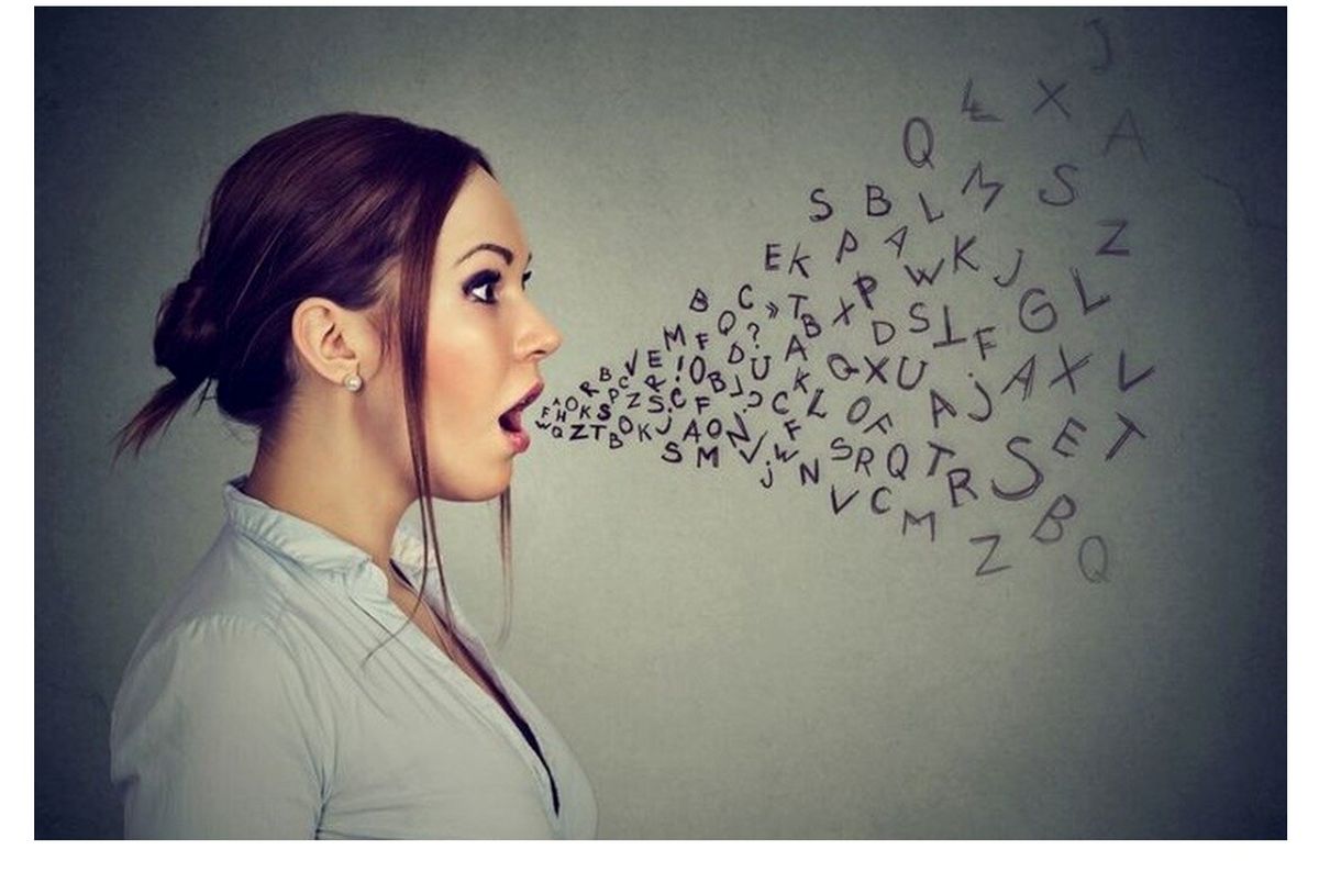 آیا زنان بیشتر از مردان صحبت میکنند؟