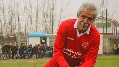 فنونی‌ زاده: قول شرف می‌دهم دانیال ایری ۱۰ سال دفاع پرسپولیس را بیمه می‌کند!