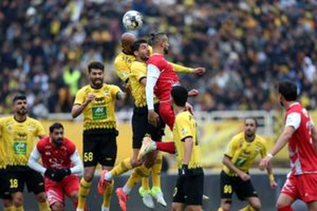 پرسپولیس مقابل سپاهان؛ طلسم سرخها شکسته میشود؟