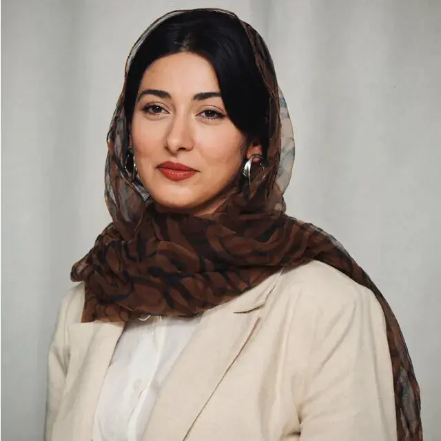 زهرا سزاوار