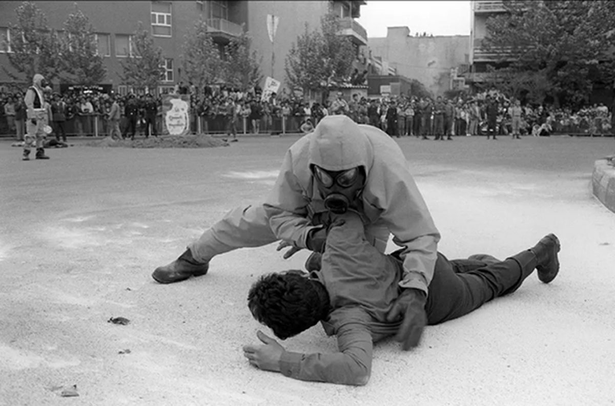 قاب تاریخ| آلن دلون در سیدخندان، آموزش نظامی در تهران، تیم بسکتبال بانوان ارامنه در اصفهان و تهران خرداد 88