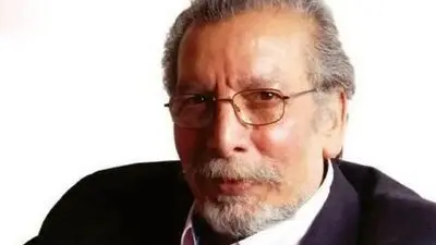 عکس| سفر زمان؛ «بهمن مفید» در 29 سالگی و در نمایی از فیلم داش آکل؛ سال 1350