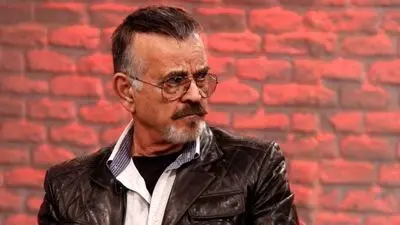 طنز؛ زبانی که دیوارها را کنار می‌زند