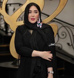 سارا منجزی