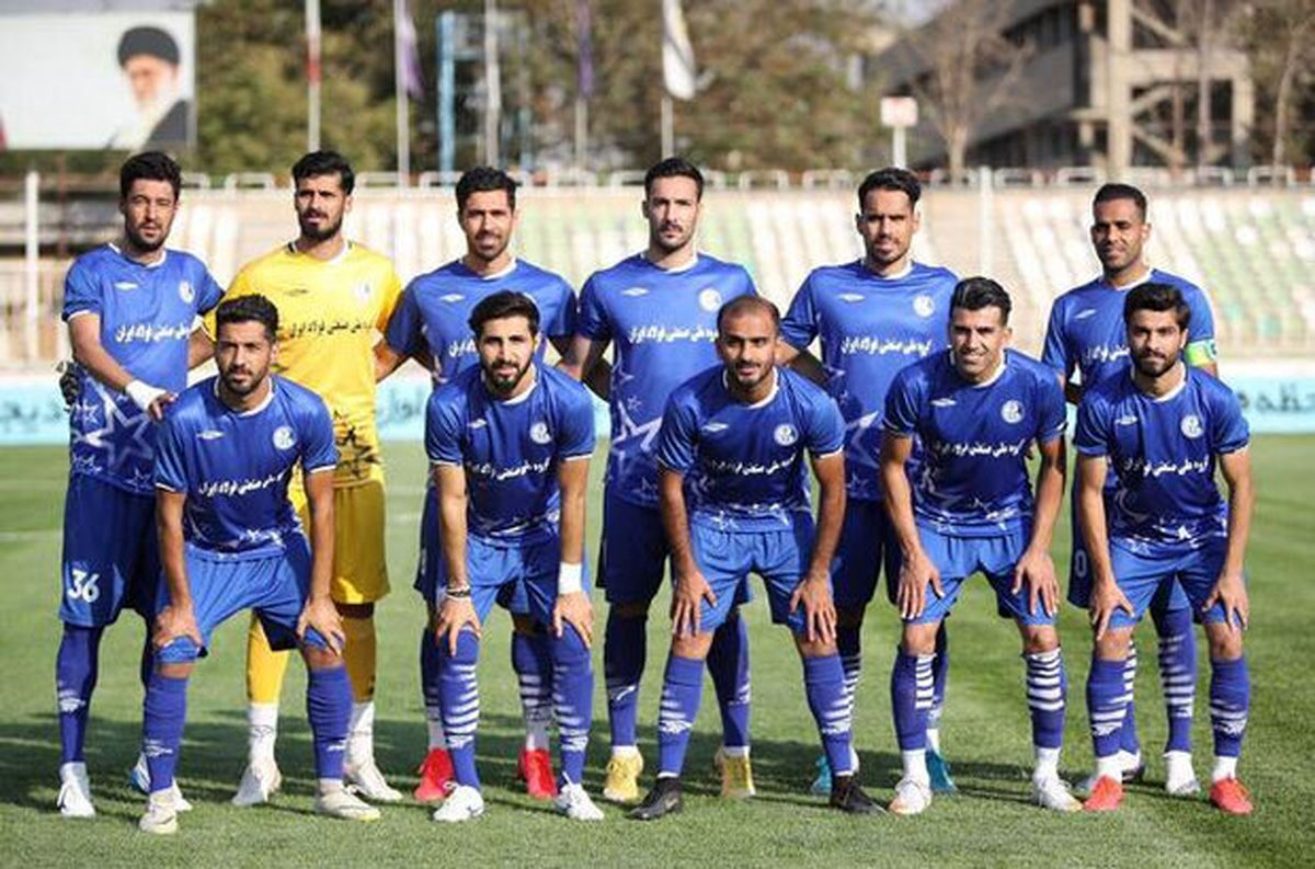 استقلال را از استادیوم آزادی بیرون انداختند