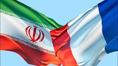 کشف ۴ گنج تاریخی و استثنایی در یک زمین ۳ هزار متری