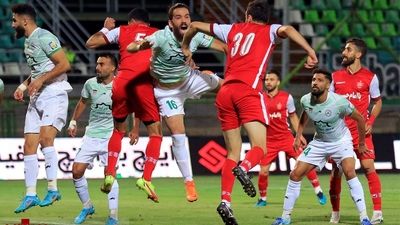 خلاصه بازی ذوب‌آهن-پرسپولیس؛ پیروزی سخت و به‌موقع