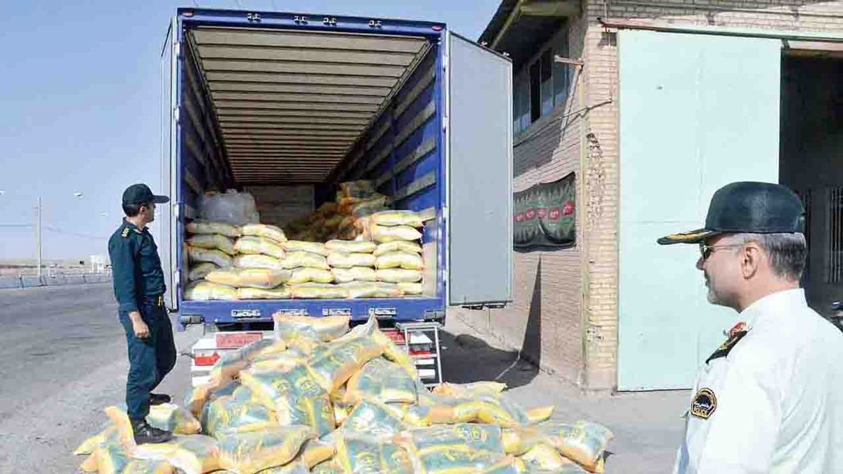توقیف تریلر کشنده حامل 70 کیلو تریاک ‌در مسیر تهران