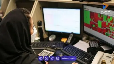 افت شاخص ها و خروج سنگین پول از بورس در شروع هفته | ارزش معاملات امروز هم بالاست