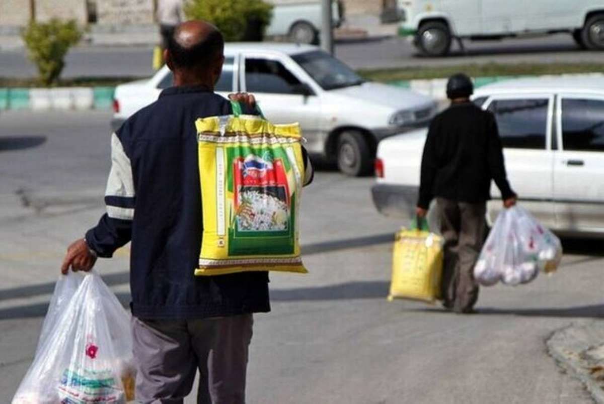 ماکارونی علیه گوشت و برنج