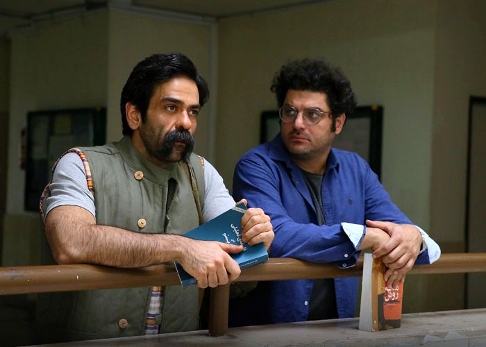 بانیپال شومون در پالتو شتری