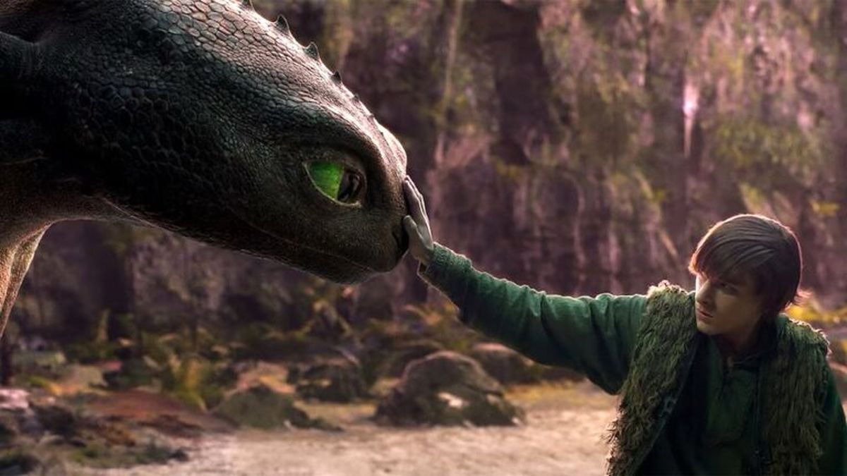 اولین پوستر لایو اکشن How to Train Your Dragon منتشر شد