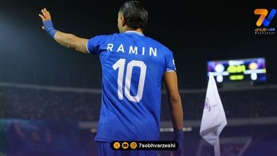رد ضربه رامین رضاییان بر پیشانی بازیکن استقلال خوزستان + عکس