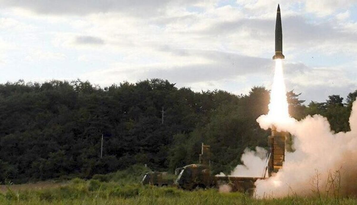 رونمایی از موشک بالستیک با سر جنگی 8 هزار کیلوگرمی + عکس