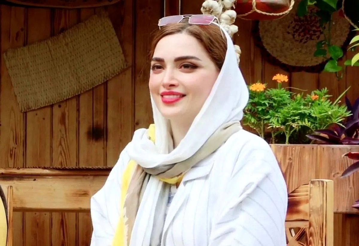 تصاویری دیدنی از هنر بهنوش طباطبایی در نمایشگاه کتاب + عکس