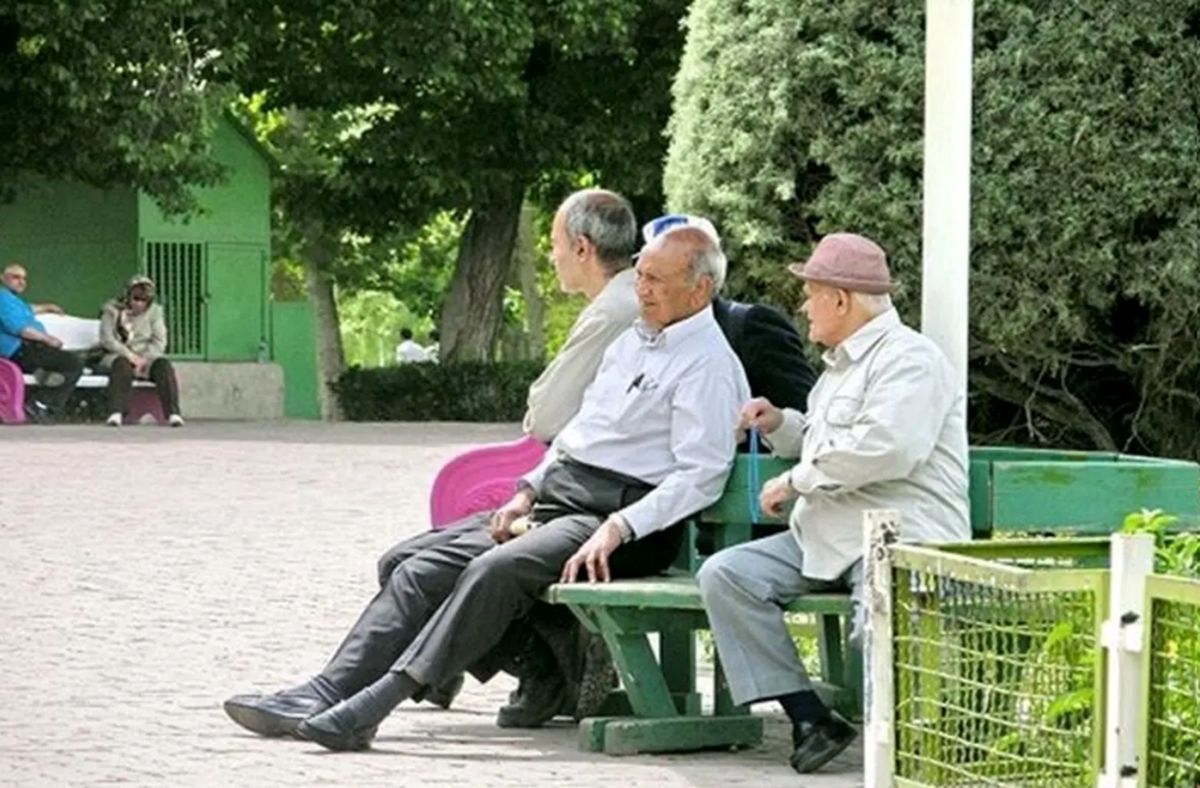 جزئیات وام ۵۰ میلیونی بازنشستگان + شرایط