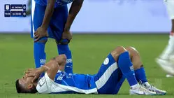 مصدومیت مهدی قایدی پس از ورود به زمین در دیدار النصر – الجزیره