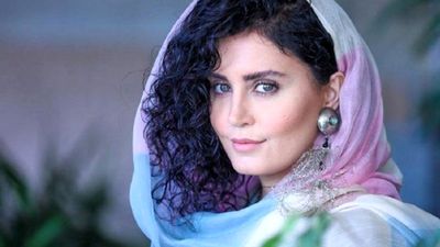 الناز شاکردوست را با این گریم عجیب اصلا نمی‌شناسید! ابرو نازک، پوشش قدیمی