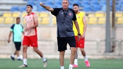 سرمربی اخراجی پرسپولیس فقط دو هفته بیکار ماند!