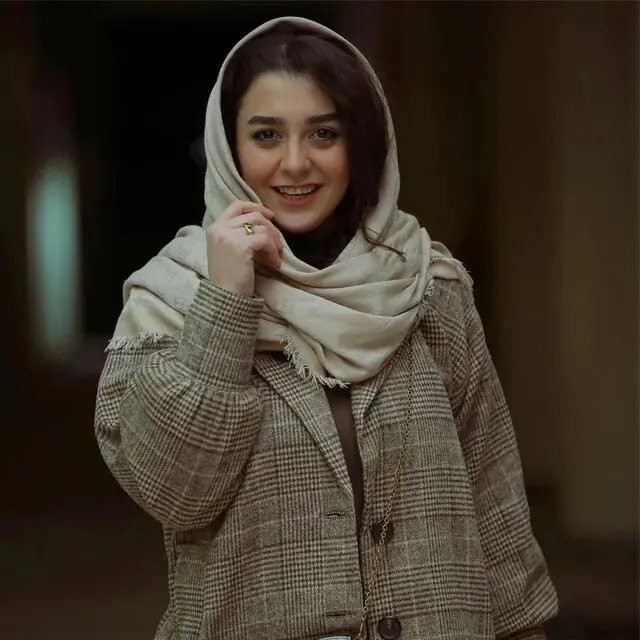 سحر لطفی