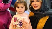سلفی دوست‌داشتنی مادر و دختری نیوشا ضیغمی و لنا خانوم کوچولو + عکس