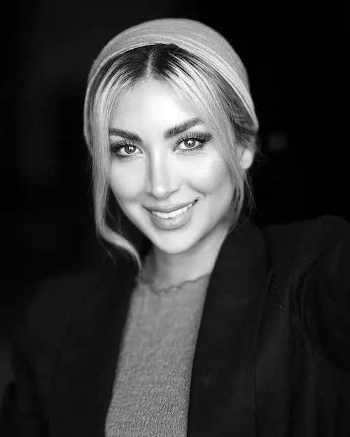 عکس‌های سیاه و سفید مینا مختاری