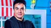 عموپورنگ با تیپ ۱۸ ساله ها در زمین چمن باشگاه بدنسازی